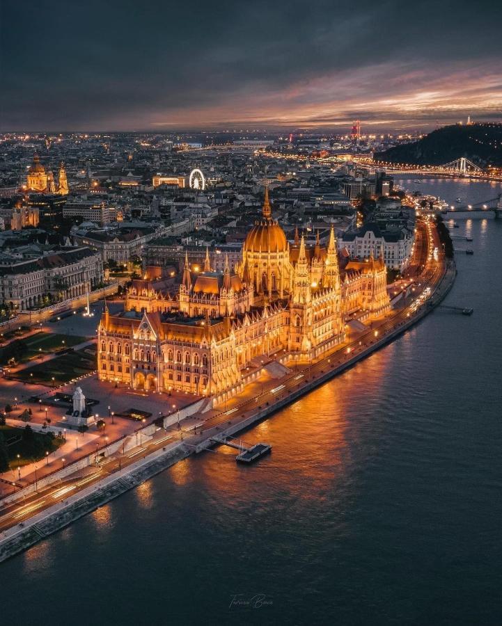 Budapest Garden Hostel Ngoại thất bức ảnh