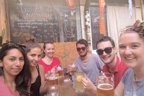 Budapest Garden Hostel Ngoại thất bức ảnh