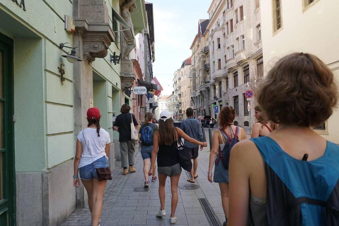 Budapest Garden Hostel Ngoại thất bức ảnh