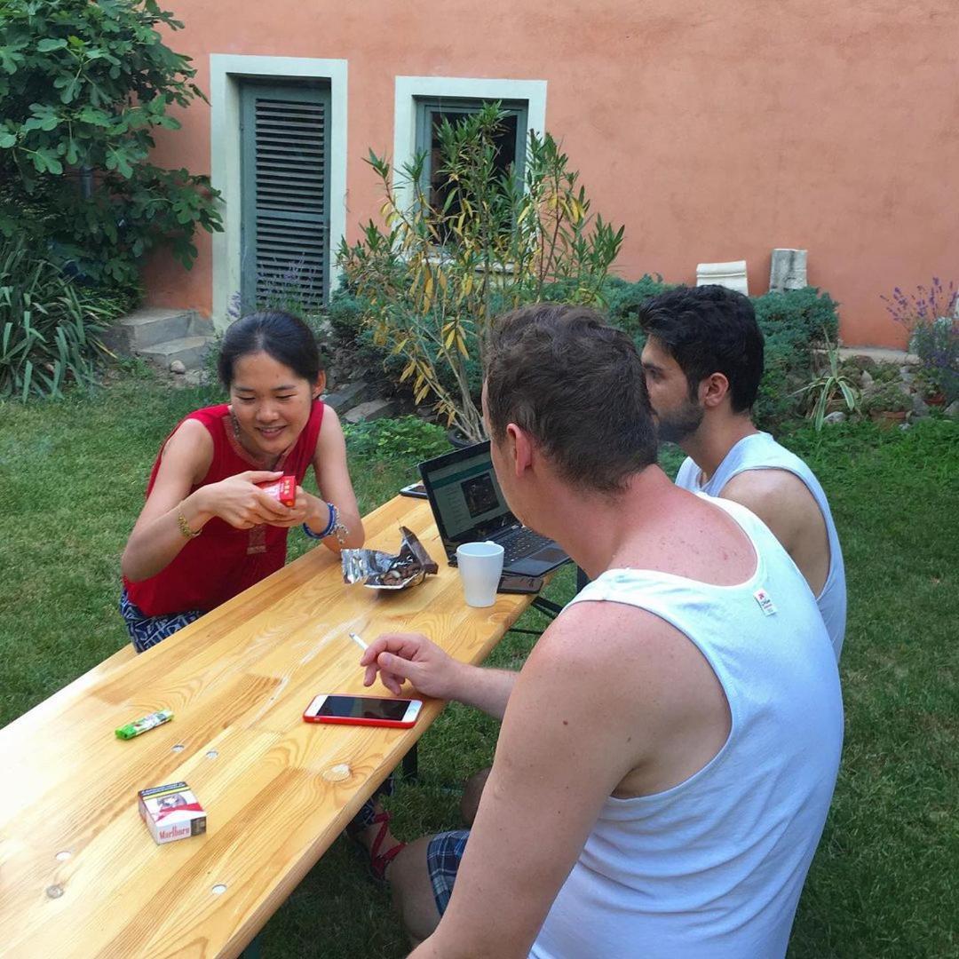 Budapest Garden Hostel Ngoại thất bức ảnh