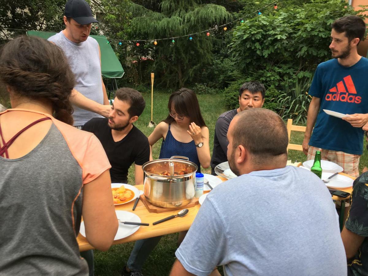 Budapest Garden Hostel Ngoại thất bức ảnh